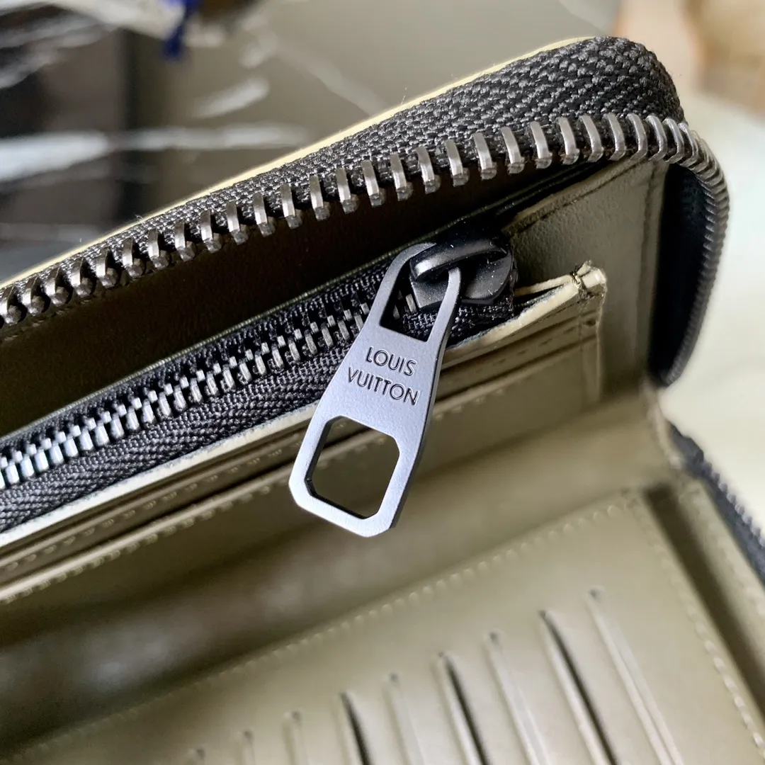 Louis Vuitton bag - LITELUX