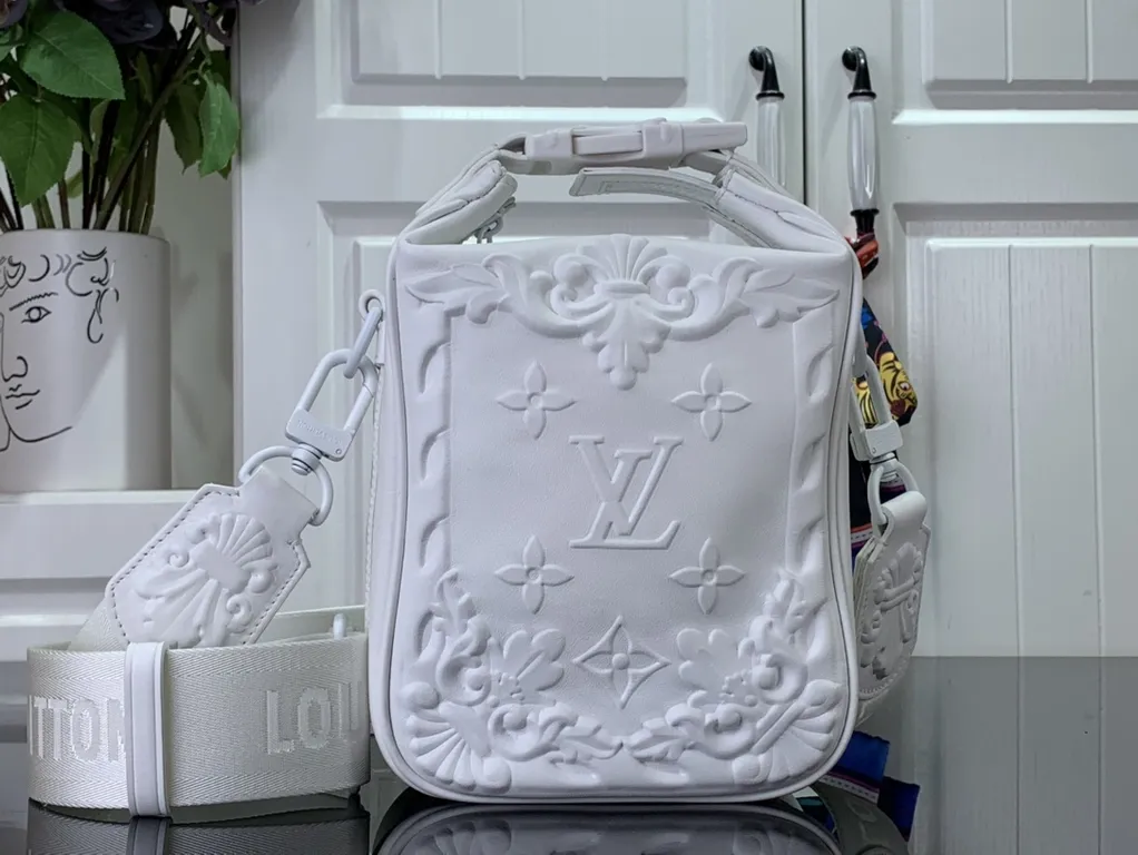 Louis Vuitton bag - LITELUX