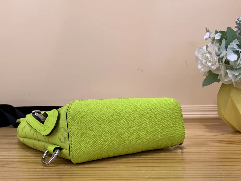 Louis Vuitton bag - LITELUX