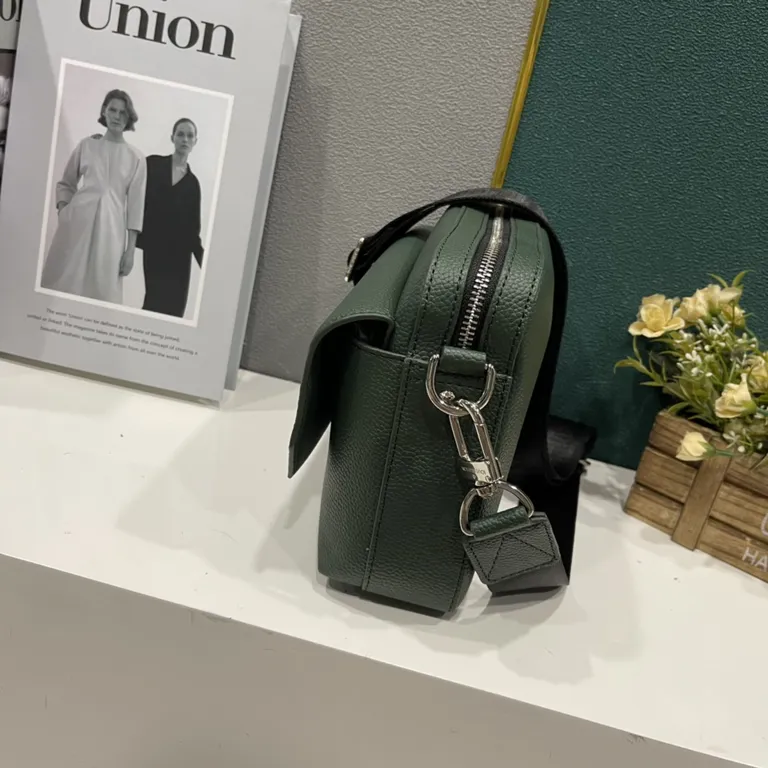 Louis Vuitton bag - LITELUX