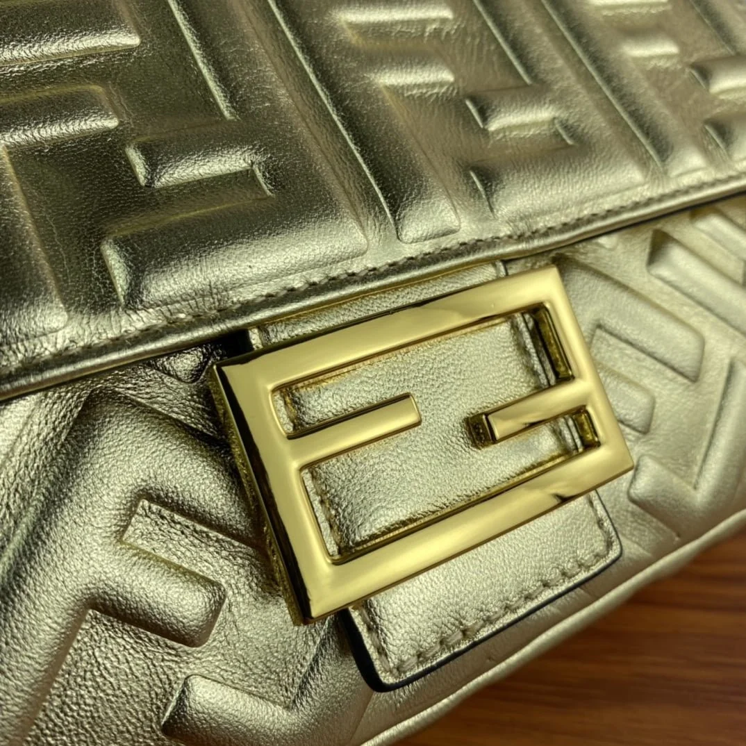 FENDI BAGUETTE Embossed design Gold Handbag F0191 Size: 26x5x15cm - LITELUX