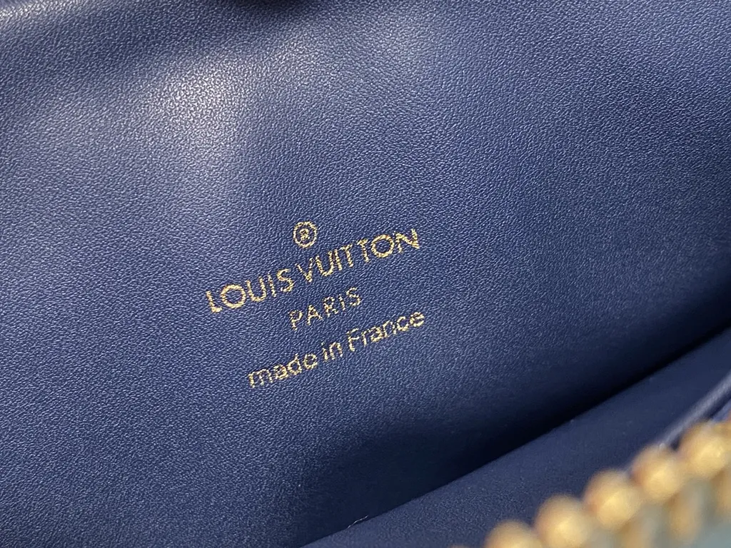 Louis Vuitton bag - LITELUX
