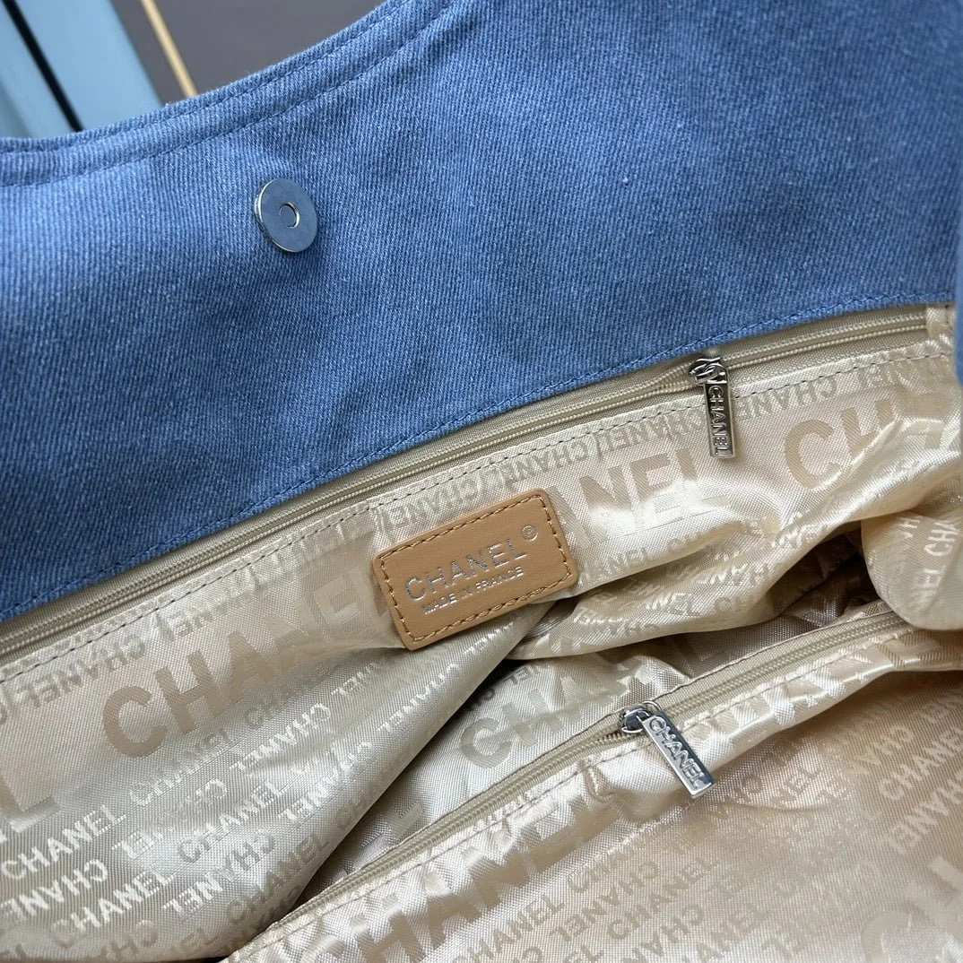 Chanel denim camellia underarm bag 2029 Size: 40*55*30*20cm - LITELUX