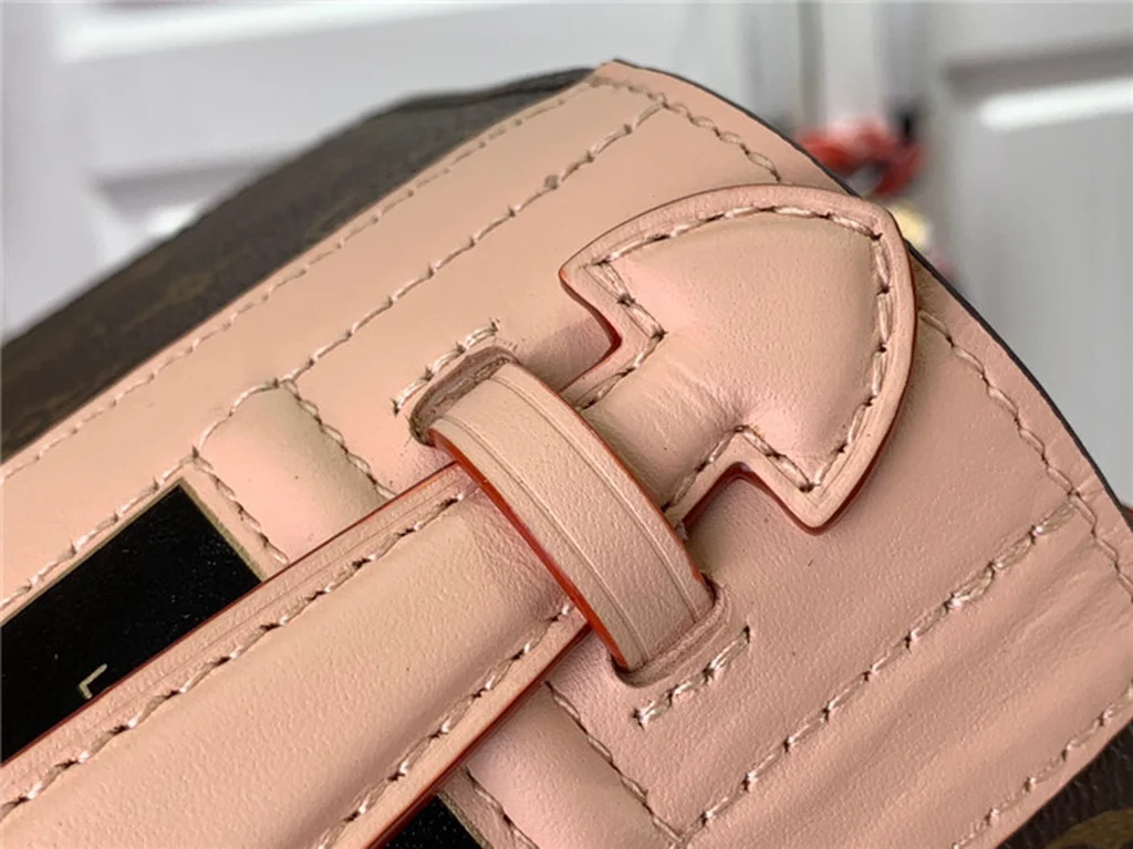 2023 Louis Vuitton Book Chain Wallet Bag M81831 - LITELUX