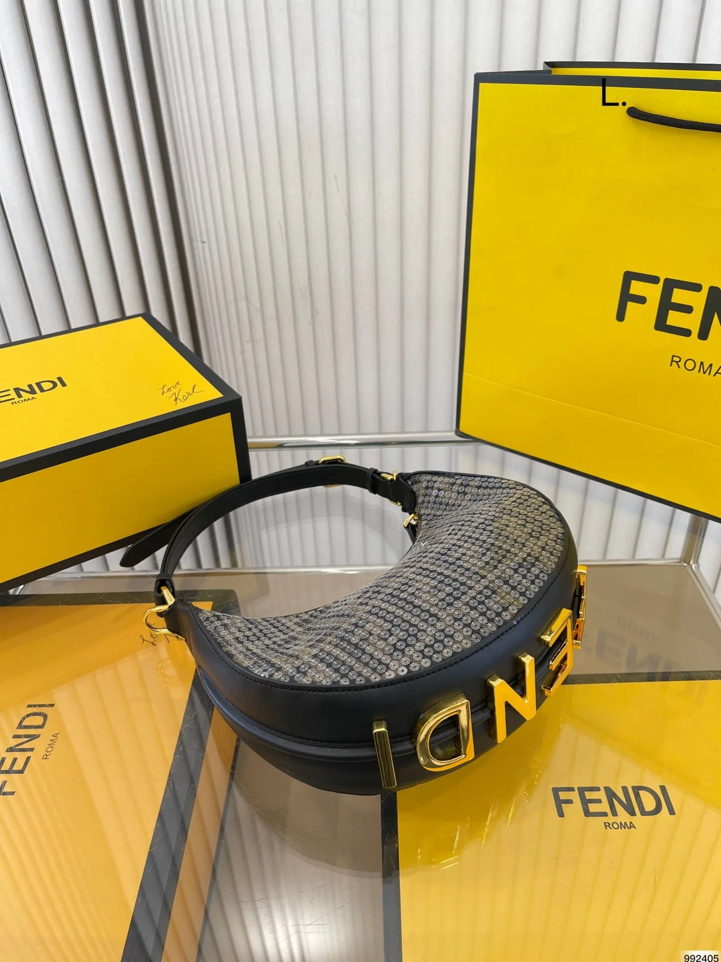 FENDI half moon bag underarm bag Size: 20*10cm /25*13cm - LITELUX