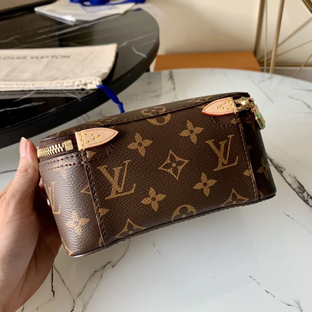 Louis Vuitton bag - LITELUX