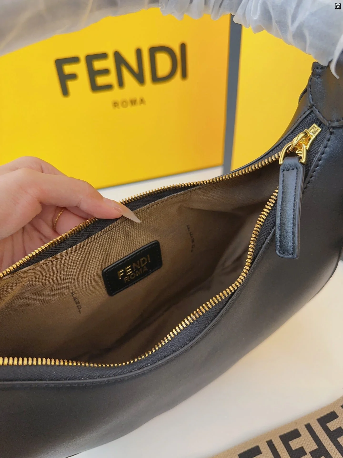 FENDI half moon bag Underarm bag Black Size: 28*16cm - LITELUX