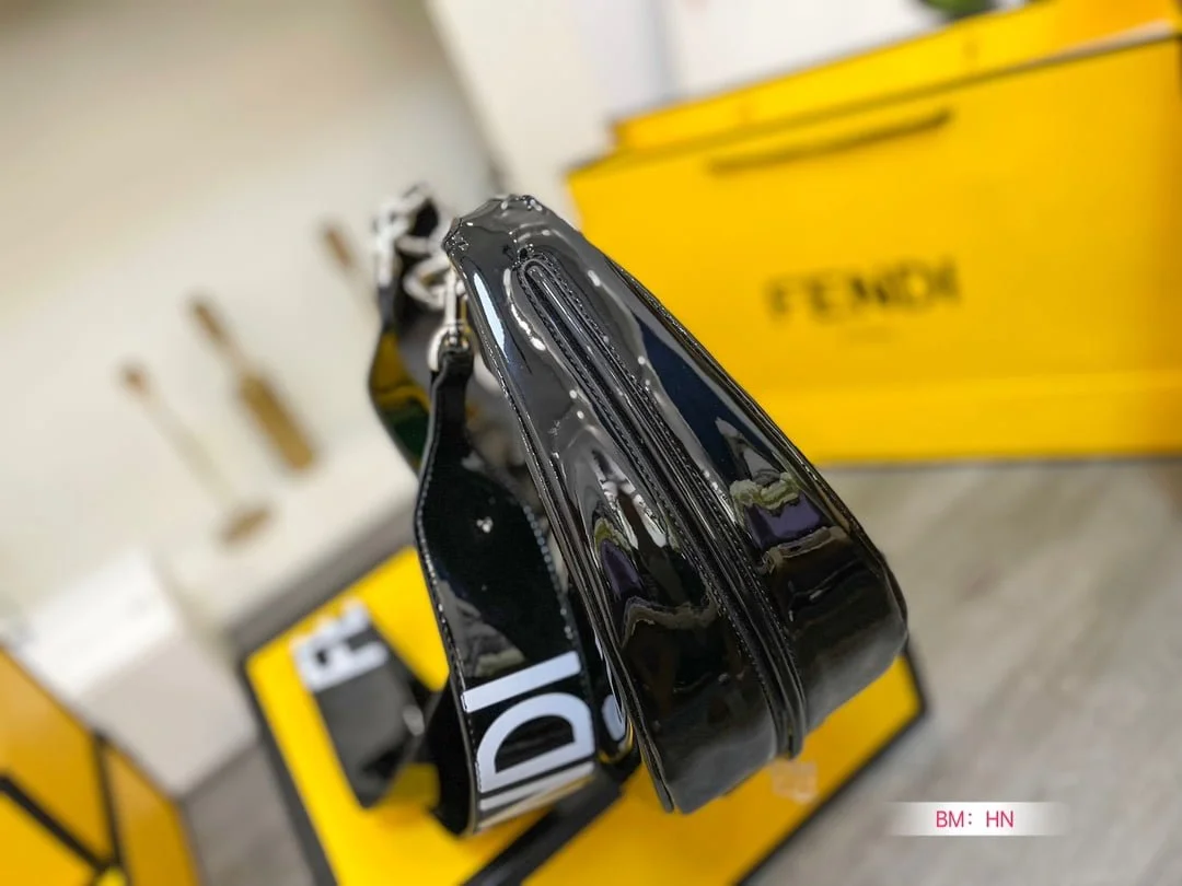 FENDI Patent leather half moon bag Size: 34*16cm - LITELUX