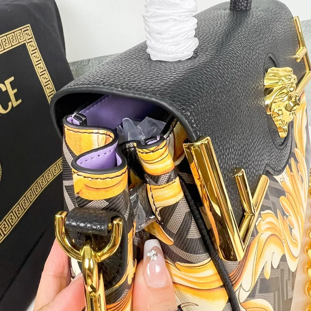 FENDI Fendace La Medusa Crossbody bag - LITELUX