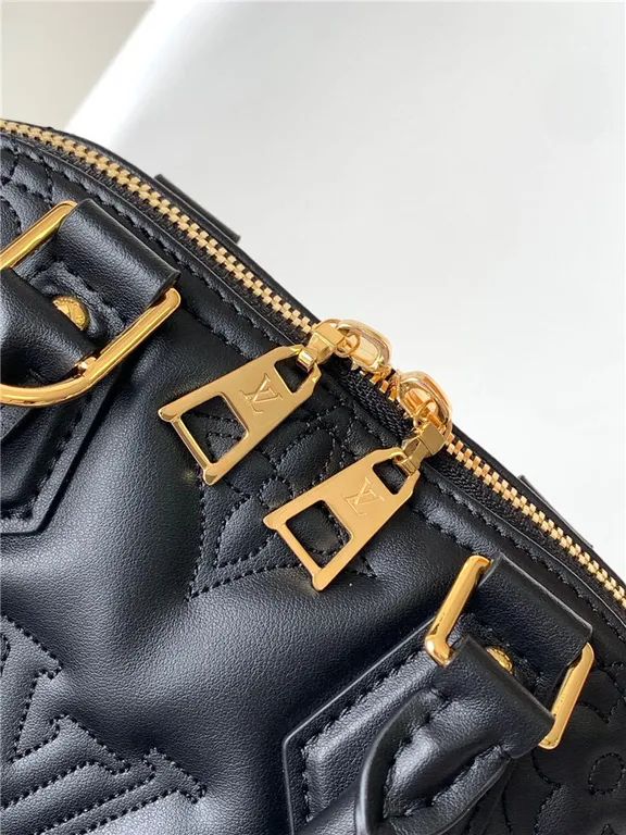 Louis Vuitton Bag - LITELUX