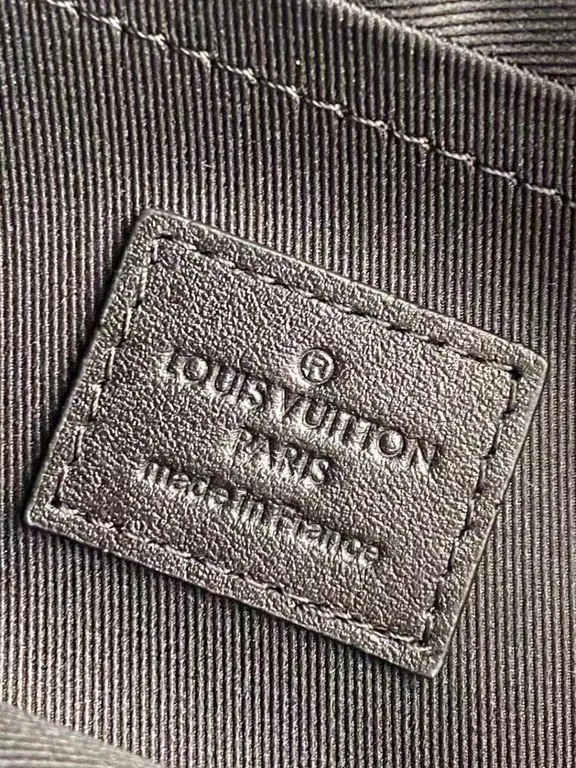 Louis Vuitton bag - LITELUX