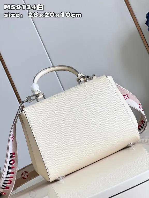 Louis Vuitton bag - LITELUX