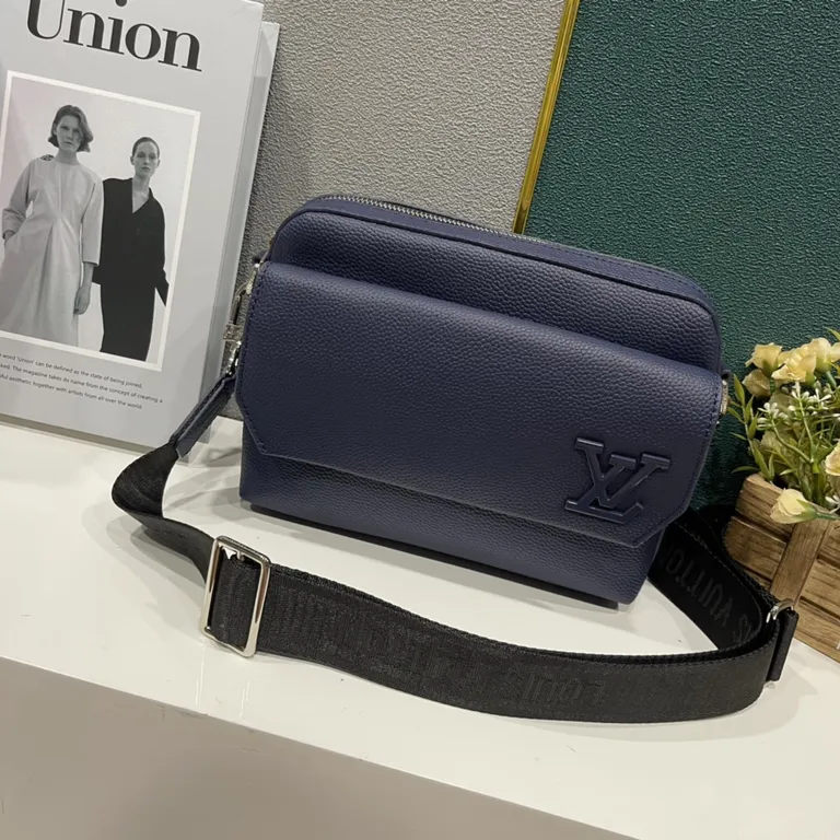 Louis Vuitton bag - LITELUX