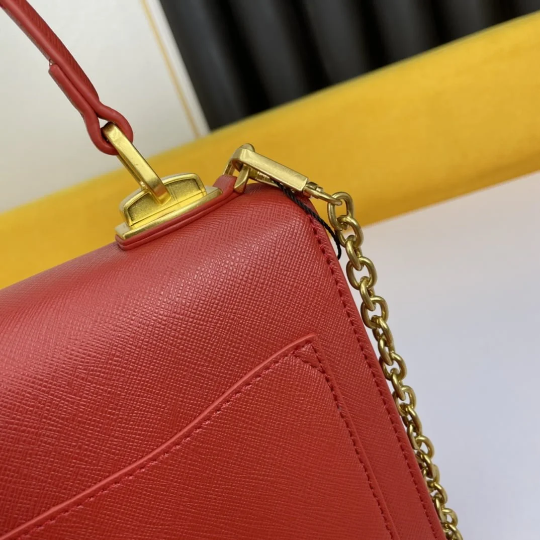 Prada organ bag red size: 20*15*5cm - LITELUX