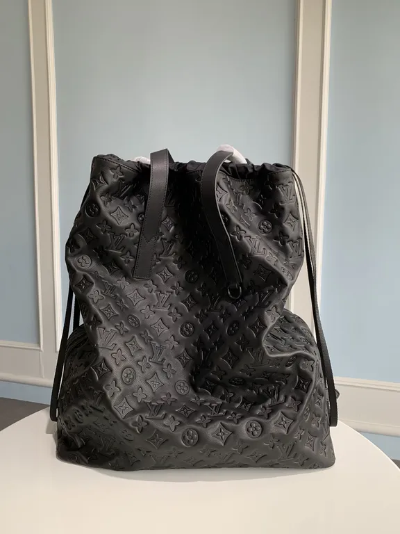 Louis Vuitton bag - LITELUX
