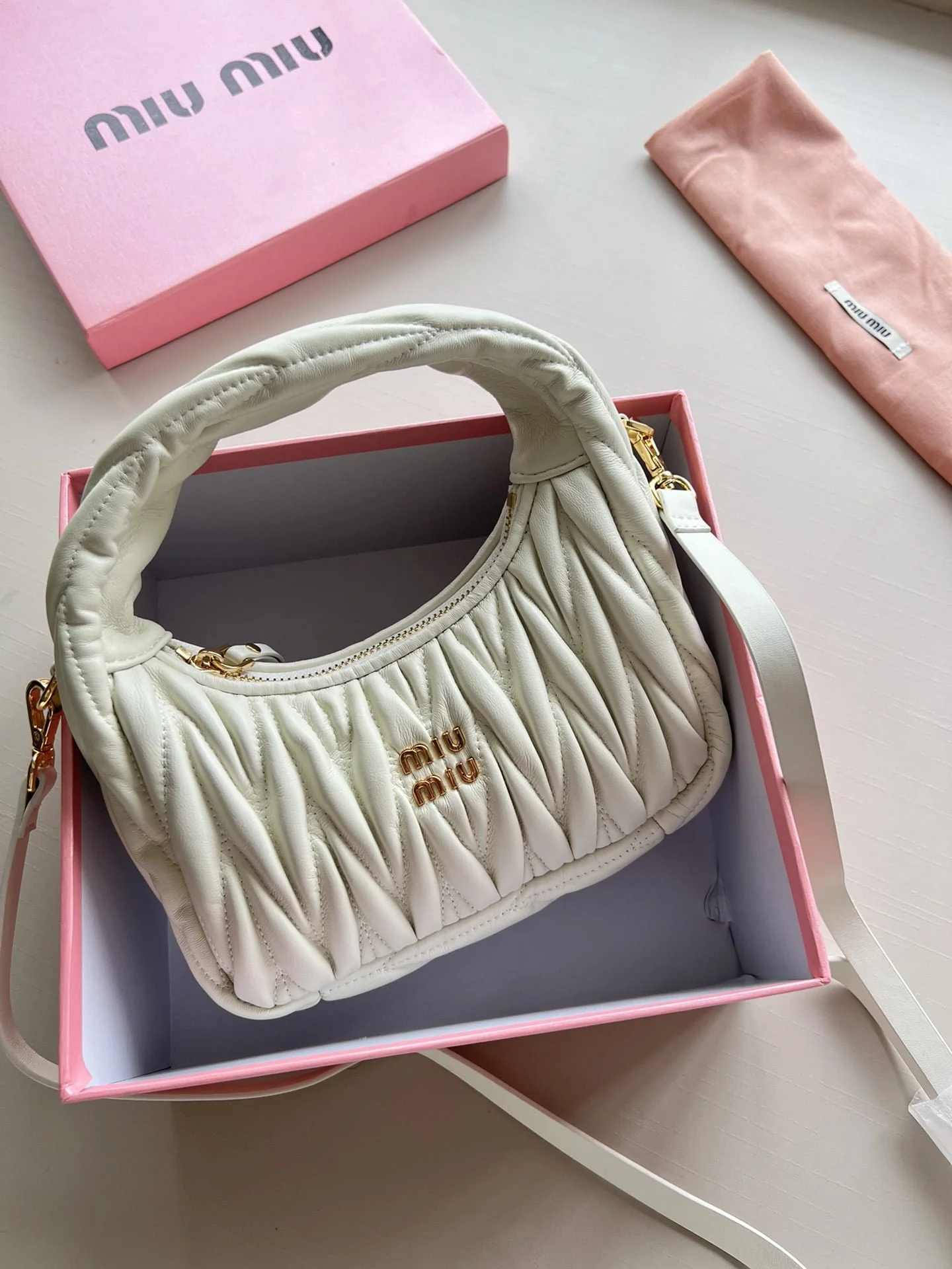 MiuMiu hobo wander sheepskin handbag size: 20*13*6cm - LITELUX