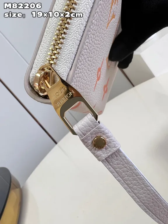 Louis Vuitton bag - LITELUX