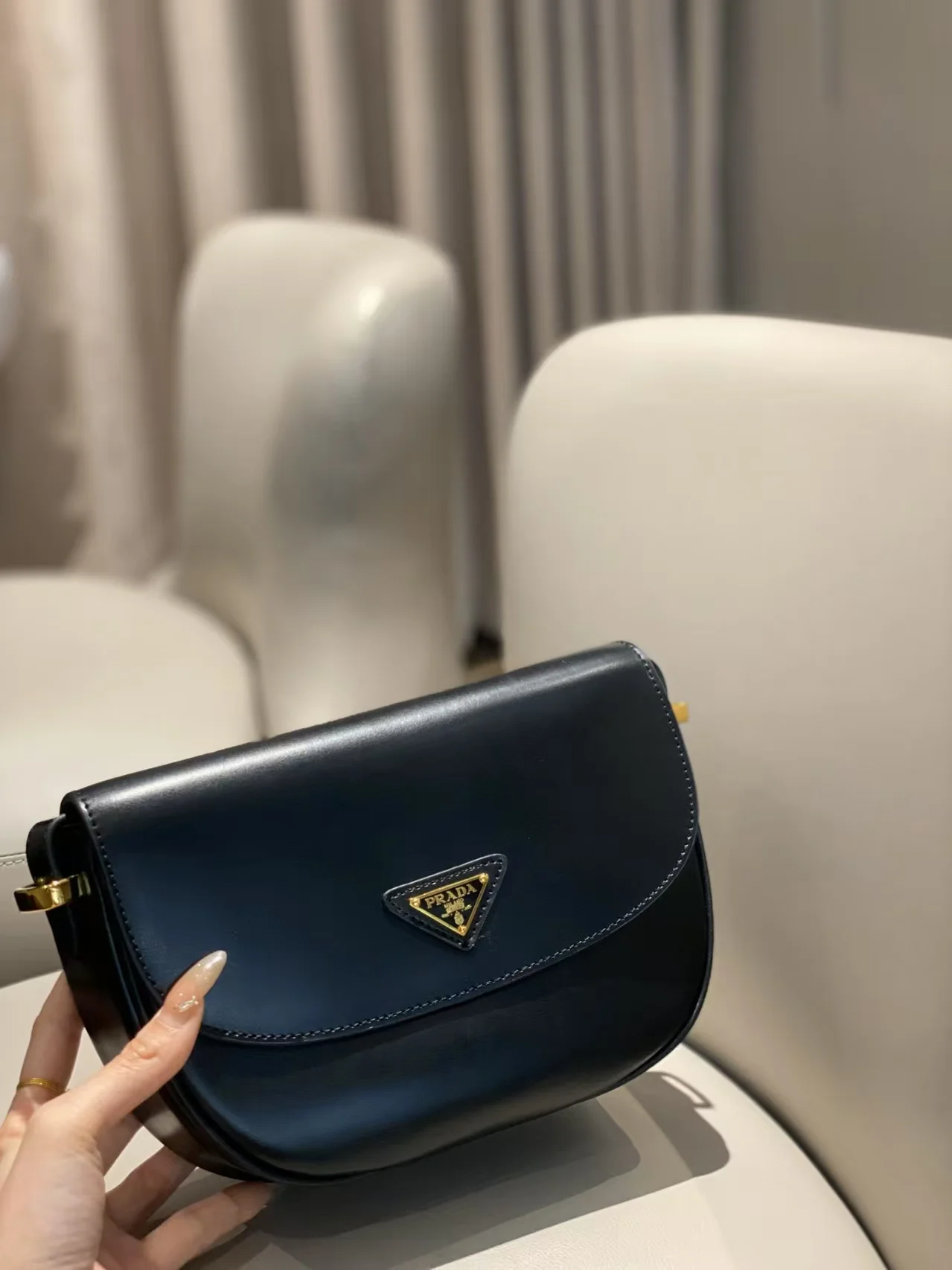Prada bag - LITELUX