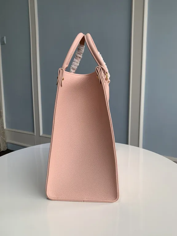 Louis Vuitton bag - LITELUX