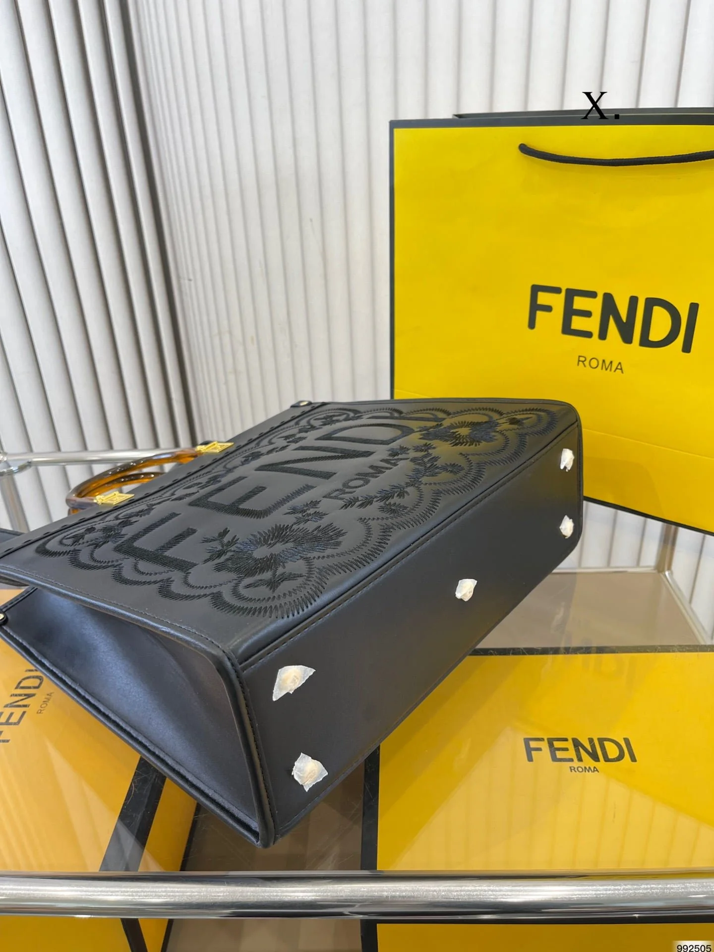 FENDI Tote bag Black Size: 35*31cm - LITELUX