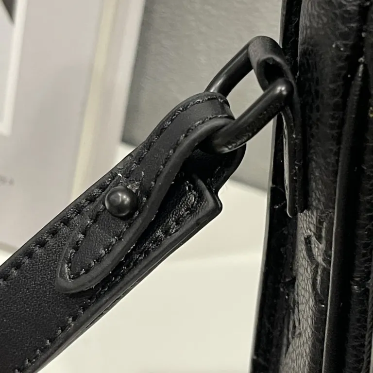 Louis Vuitton bag - LITELUX