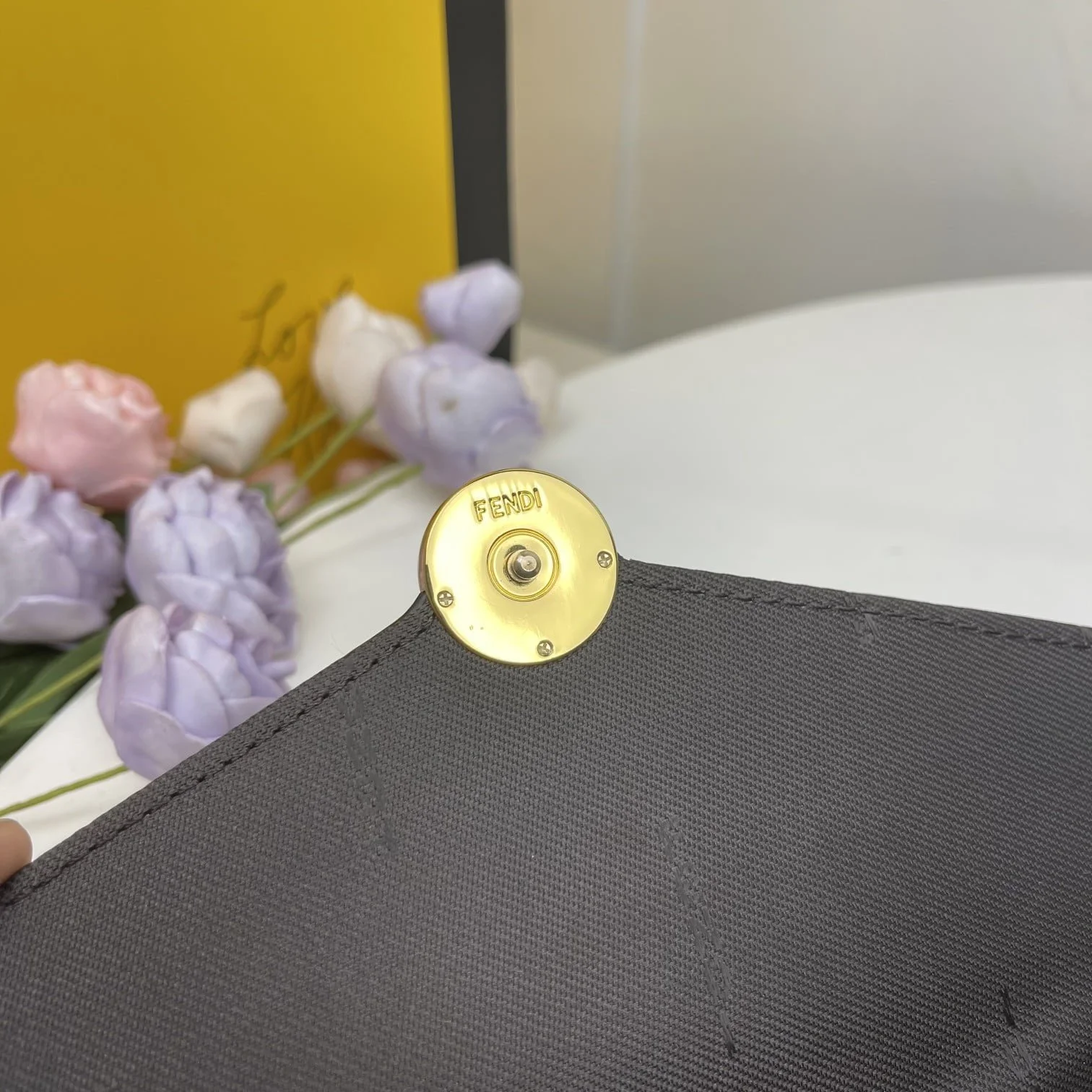 FENDI Three-piece leather wallet 2122 Size: 23CM - LITELUX