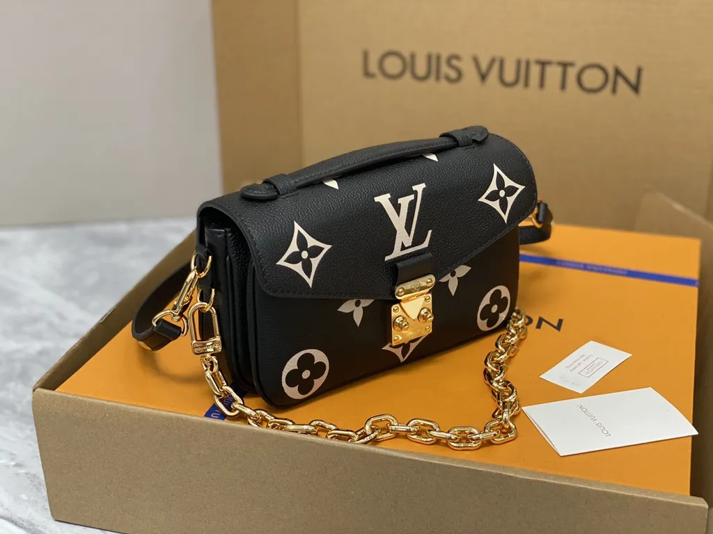 Louis Vuitton bag - LITELUX