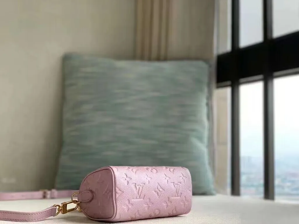 Louis Vuitton bag - LITELUX