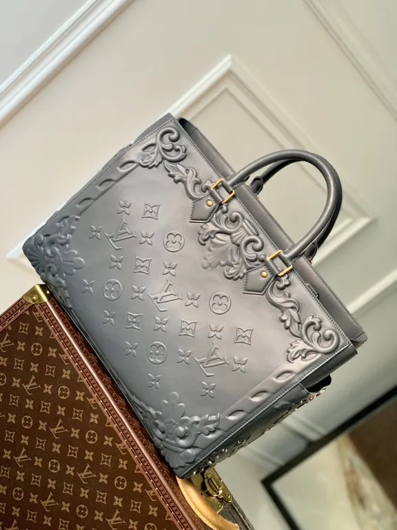 Louis Vuitton bag - LITELUX