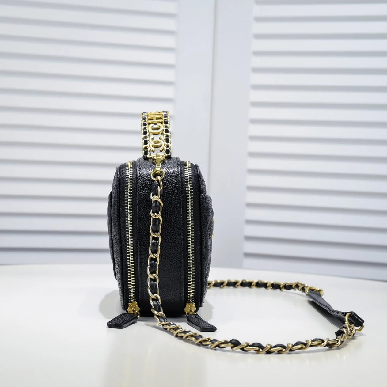 Chanel Caviar alphabet Camera chain crossbody black handle bag - LITELUX