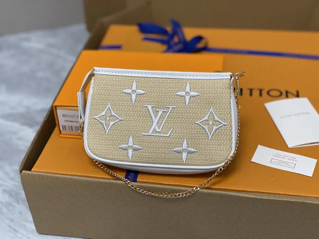 Louis Vuitton bag - LITELUX