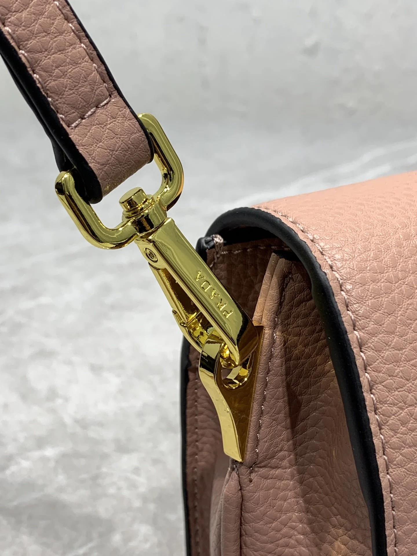 Prada renovate shoulder bag pink 55139 Size:24*15*10.5cm - LITELUX