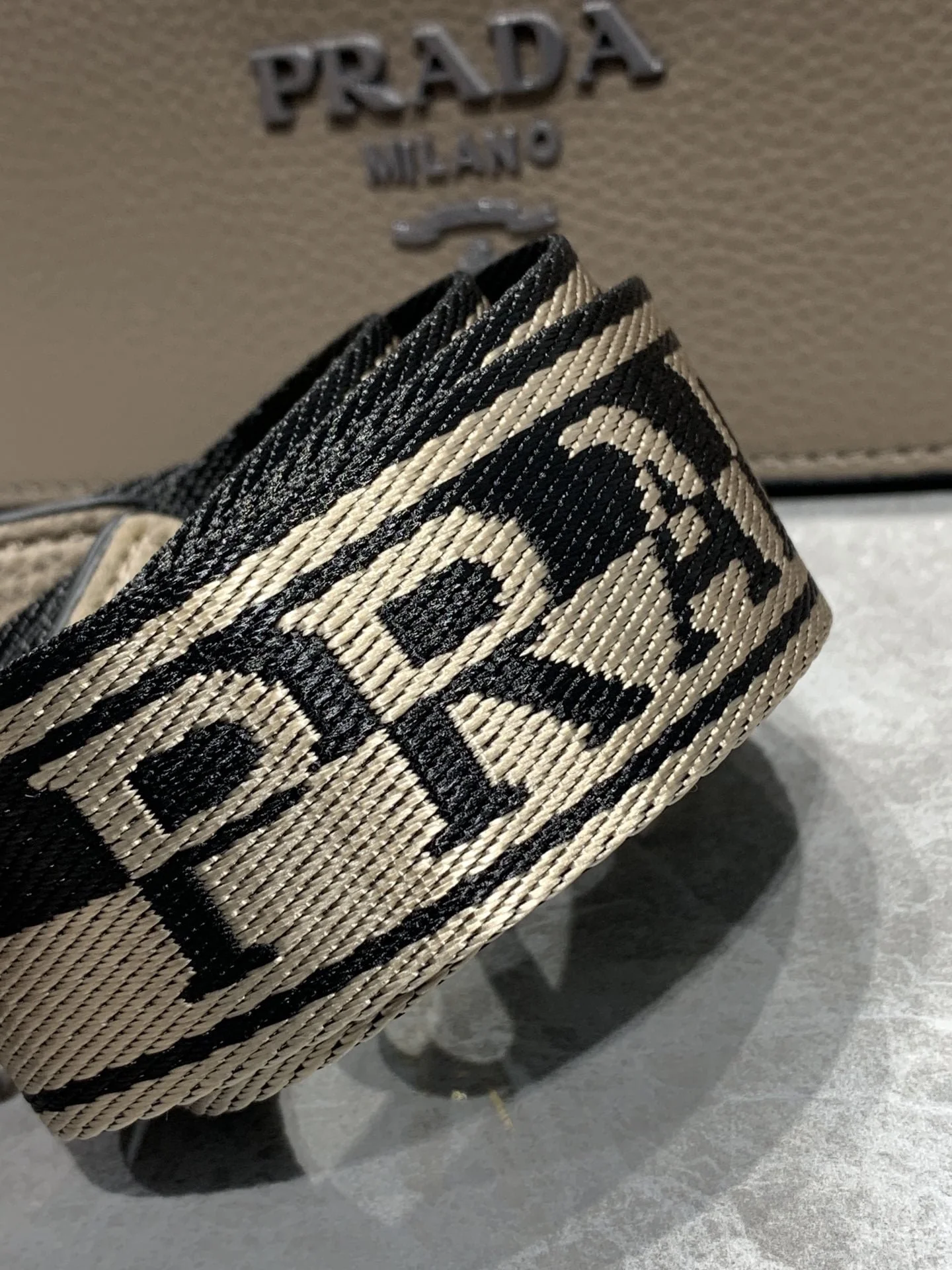 Prada renovate shoulder bag grey 55139 Size:24*15*10.5cm - LITELUX