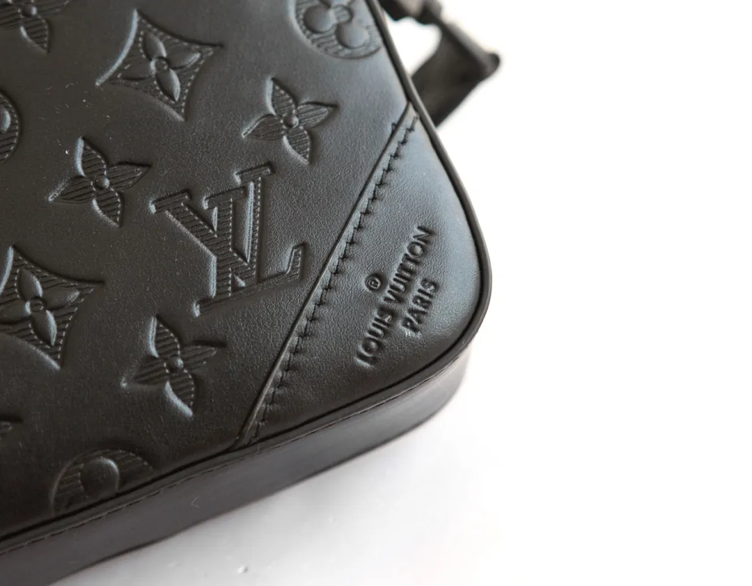 Louis Vuitton bag - LITELUX