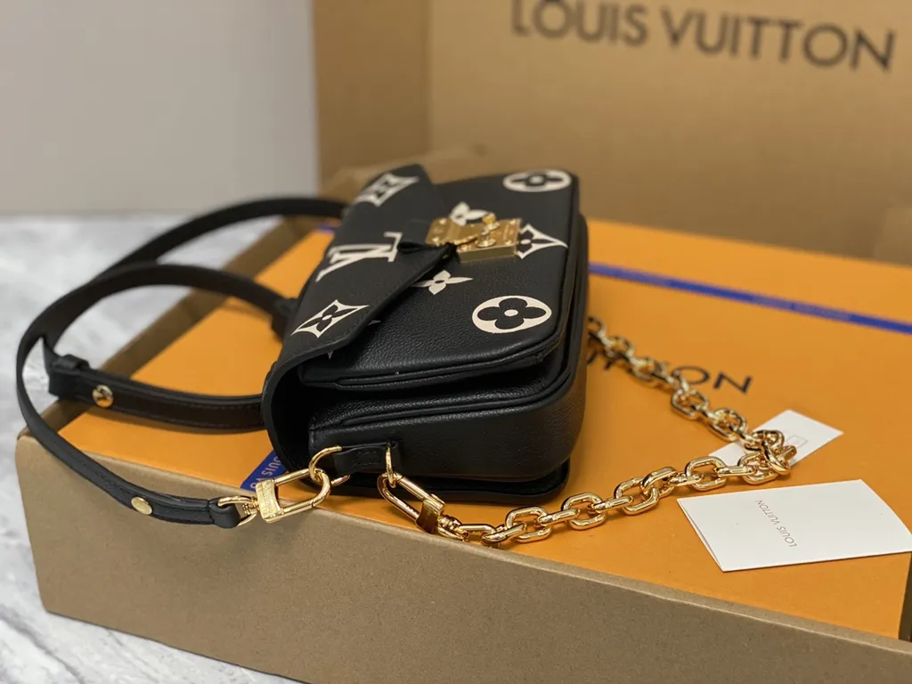 Louis Vuitton bag - LITELUX