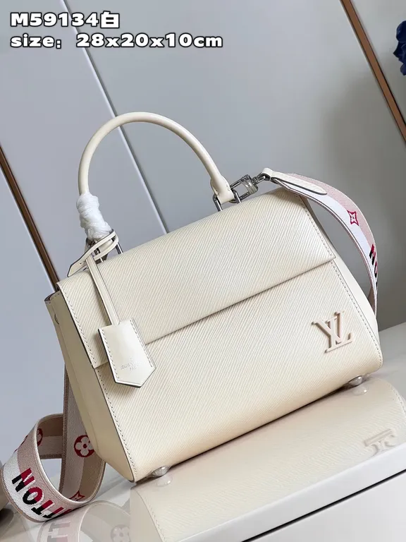 Louis Vuitton bag - LITELUX