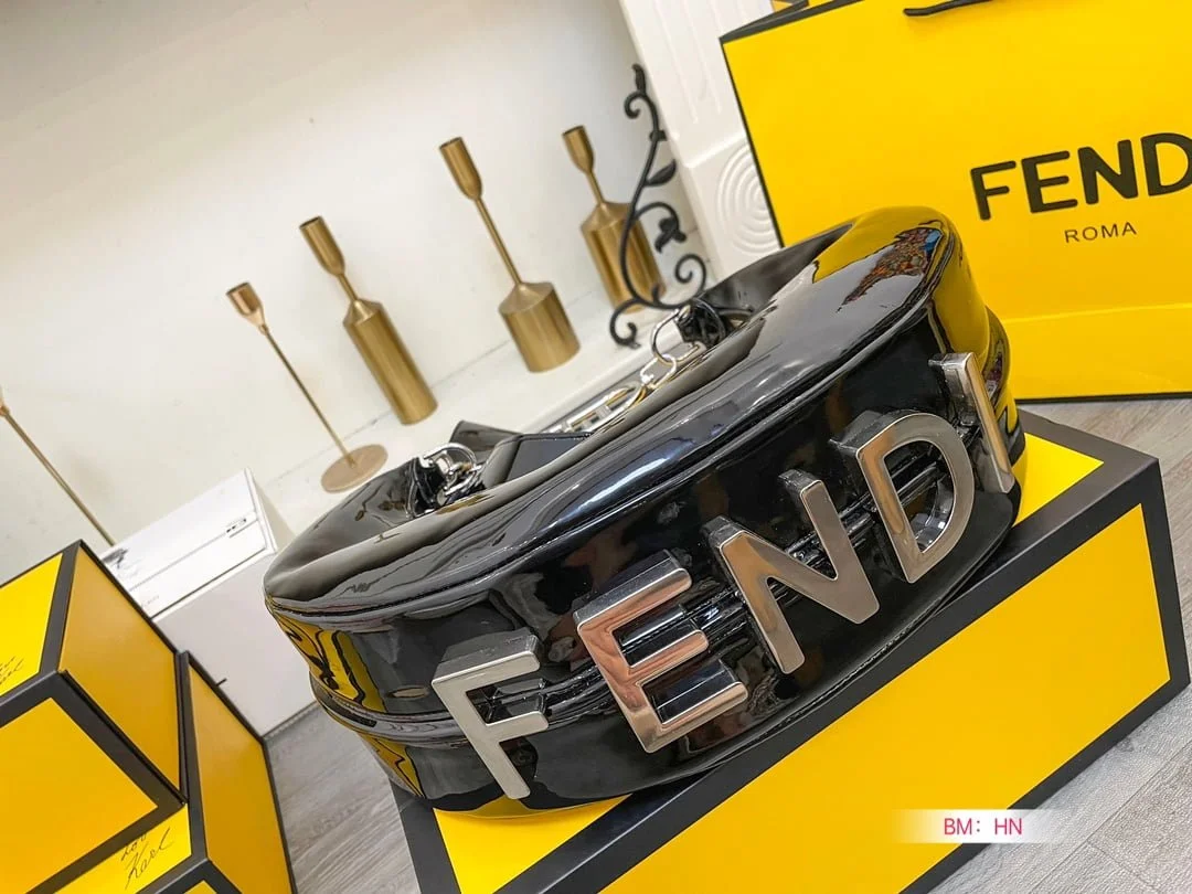 FENDI Patent leather half moon bag Size: 34*16cm - LITELUX