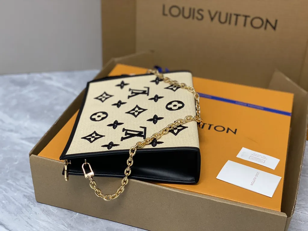 Louis Vuitton bag - LITELUX