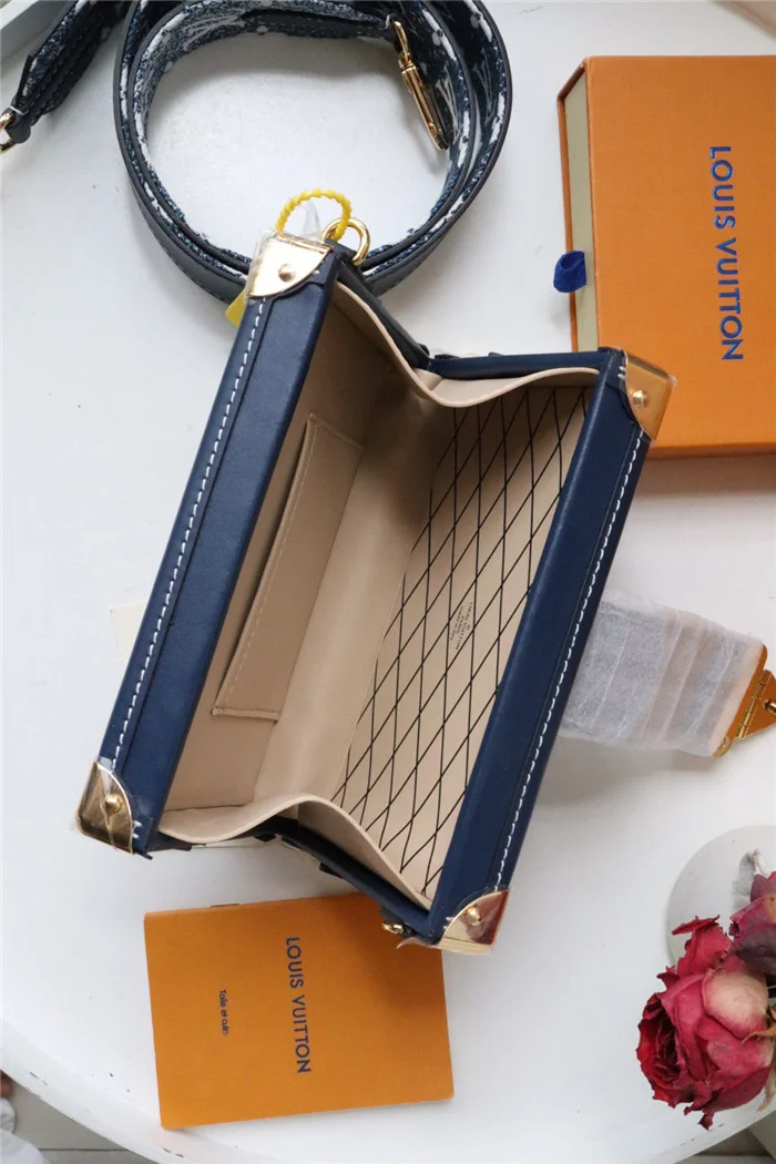 Louis Vuitton Bag - LITELUX