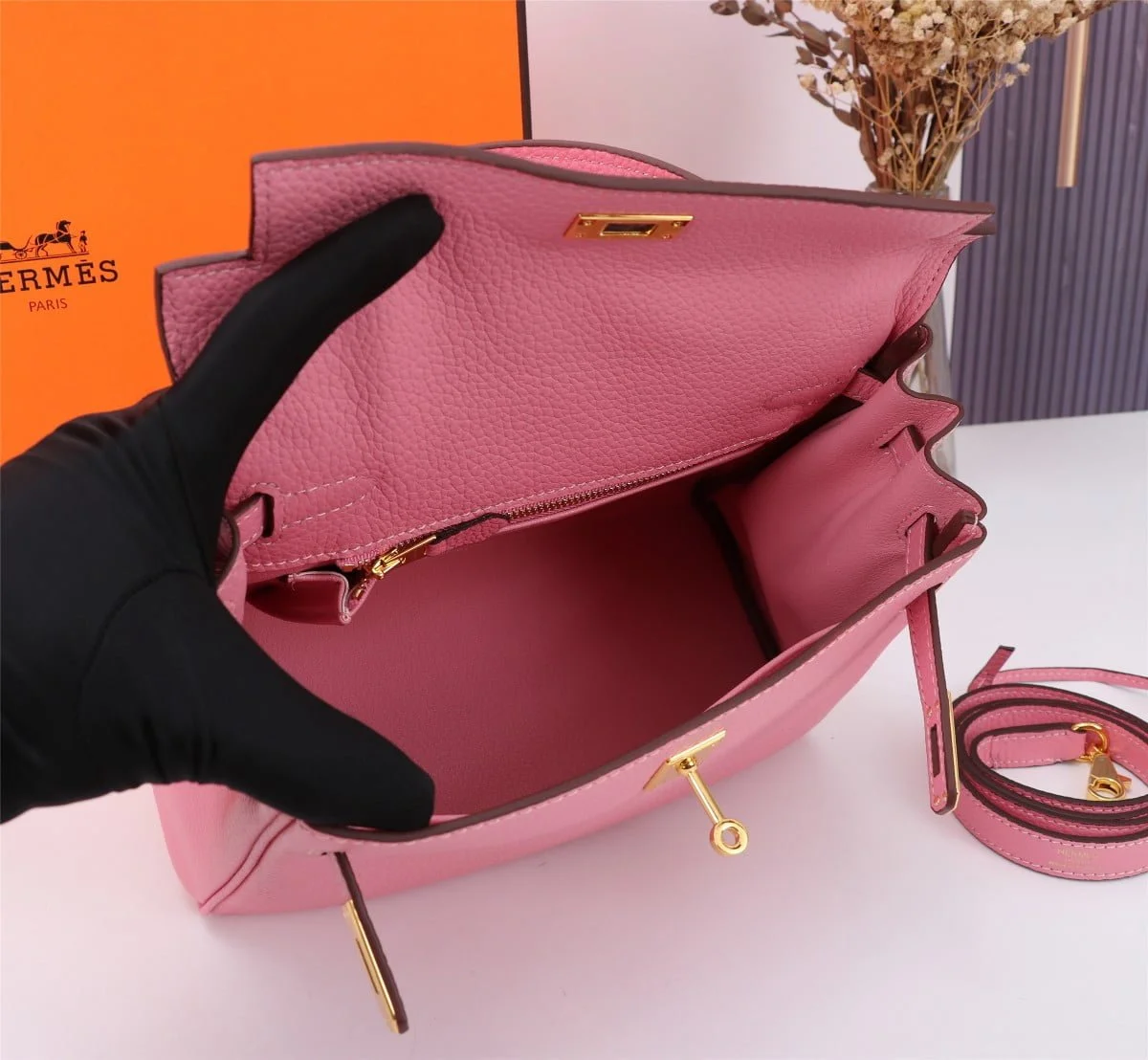 Hermès Kelly Togo Calf Gold hardware Sakura Pink size: 25Cm/ 28Cm - LITELUX