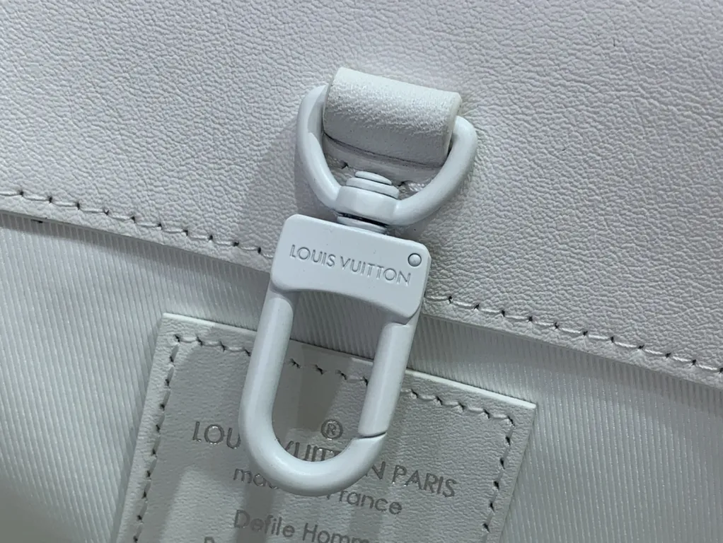 Louis Vuitton bag - LITELUX
