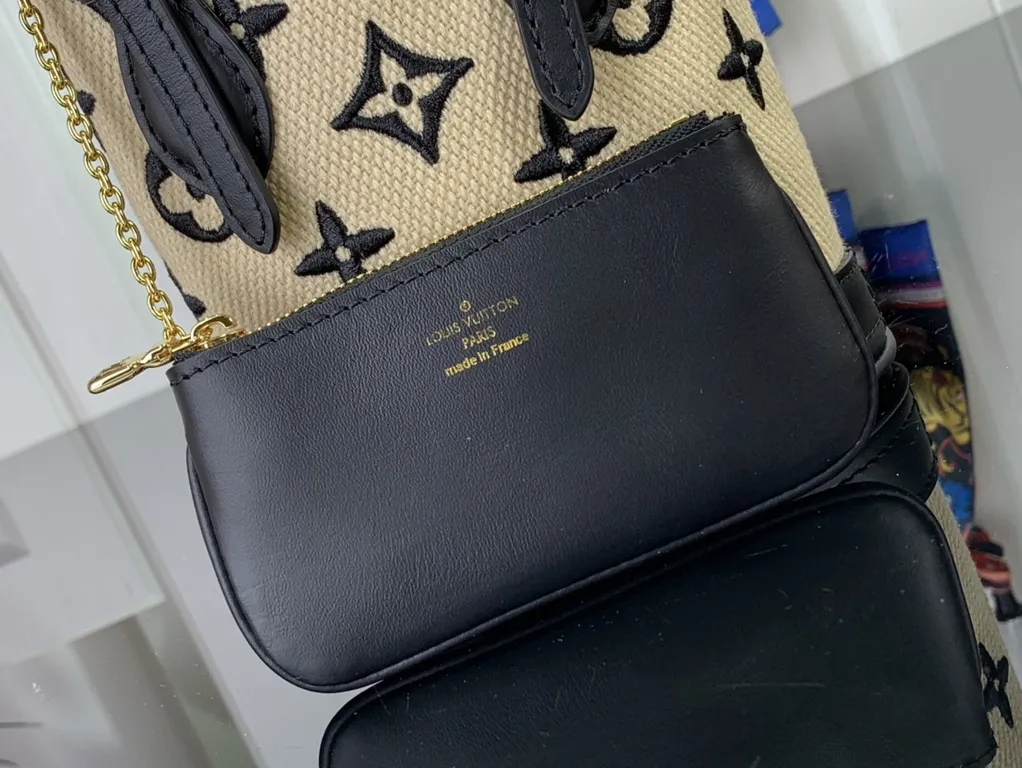 Louis Vuitton bag - LITELUX