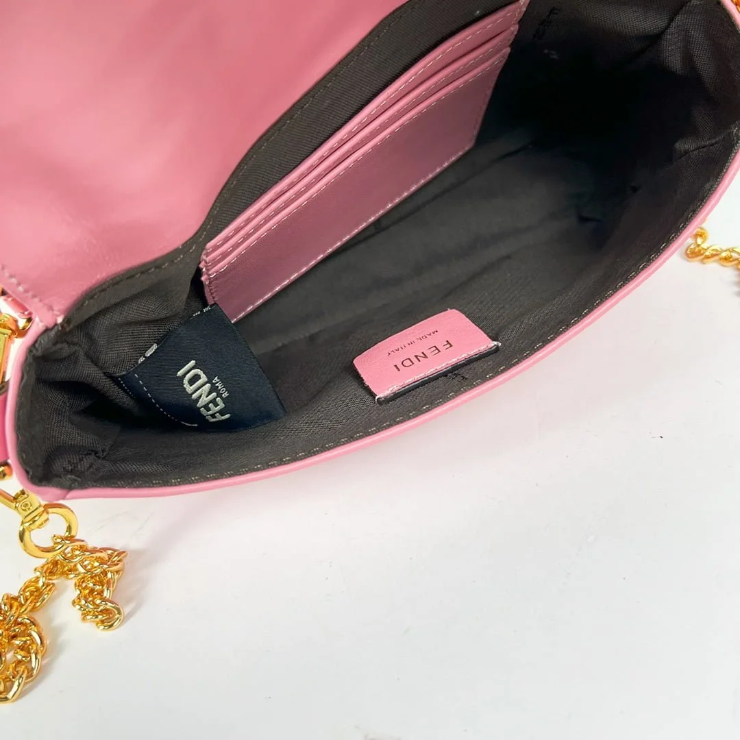 FENDI BAGUETTE Mini Chain Strap Pink Handbag Size: 4*18*11cm - LITELUX