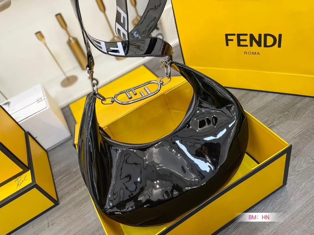 FENDI Patent leather half moon bag Size: 34*16cm - LITELUX