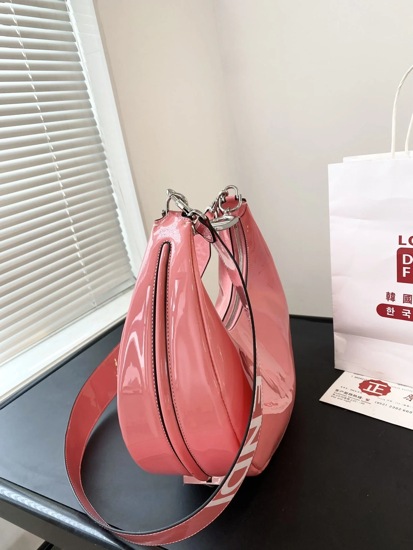 FENDI Patent leather half moon bag Pink Size: 34*16cm - LITELUX