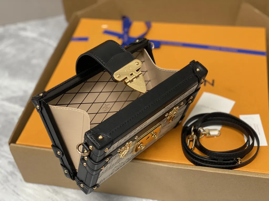 Louis Vuitton bag - LITELUX