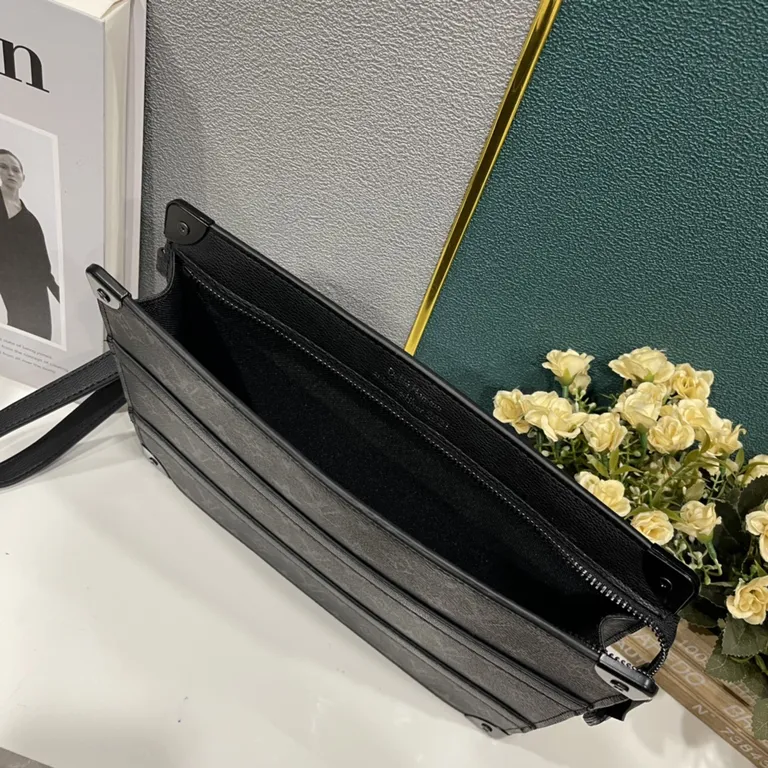 Louis Vuitton bag - LITELUX