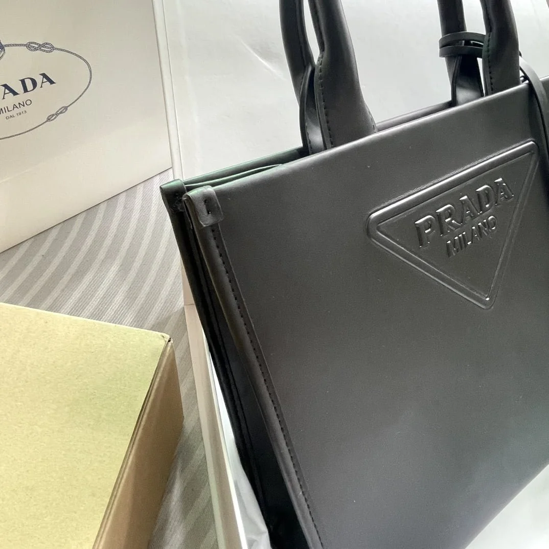 Prada cowhide Saffiano tote bag with leather strap black 1BA270 size: 33*25*11cm - LITELUX