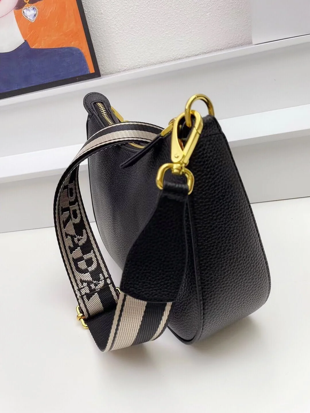 Prada VITELLODAINO One shoulder SOFT cowhide crossbody bag 1BH193 size:24.5*15*7cm - LITELUX