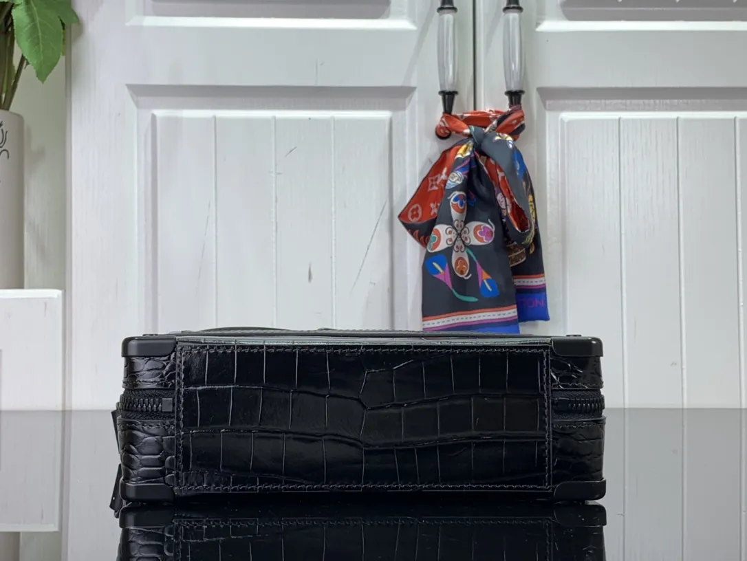 Louis Vuitton bag - LITELUX